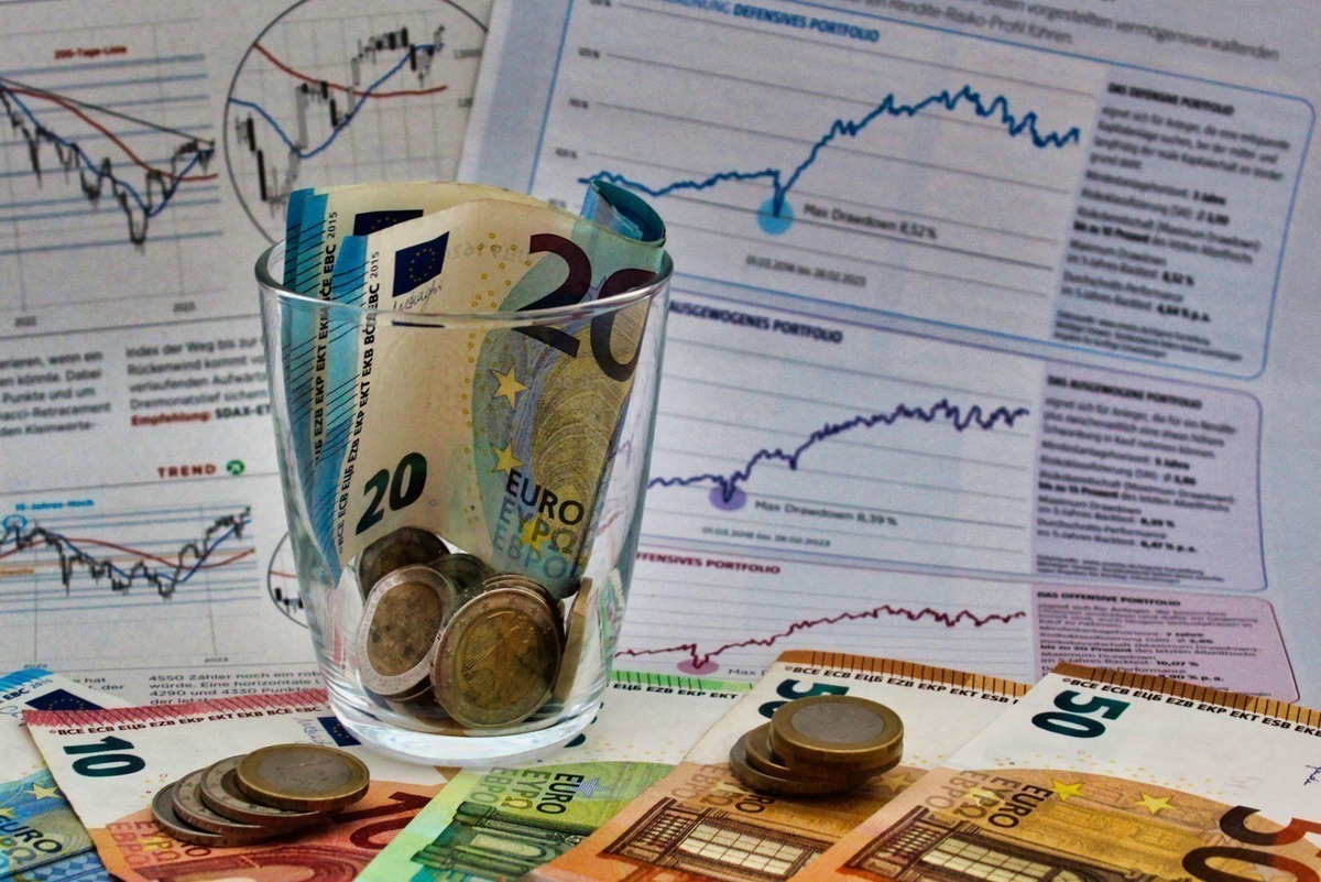 Umfassender Marktbericht zum Immobilienmarkt in Kamen: Angebotslage, Nachfragesegmente, Lagequalitäten und Stadtentwicklung – ergänzt um Kennziffern und offizielle Marktberichte.